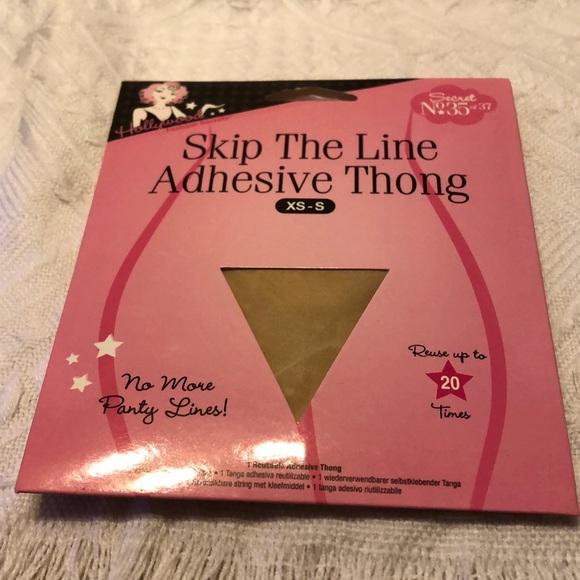 Hollywood Fashion Secrets Adhesive Thong XS-S - Picture 2 of 3